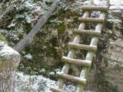 Villa de Pedraza y el Cañón del Río Cega; rutas por cuenca